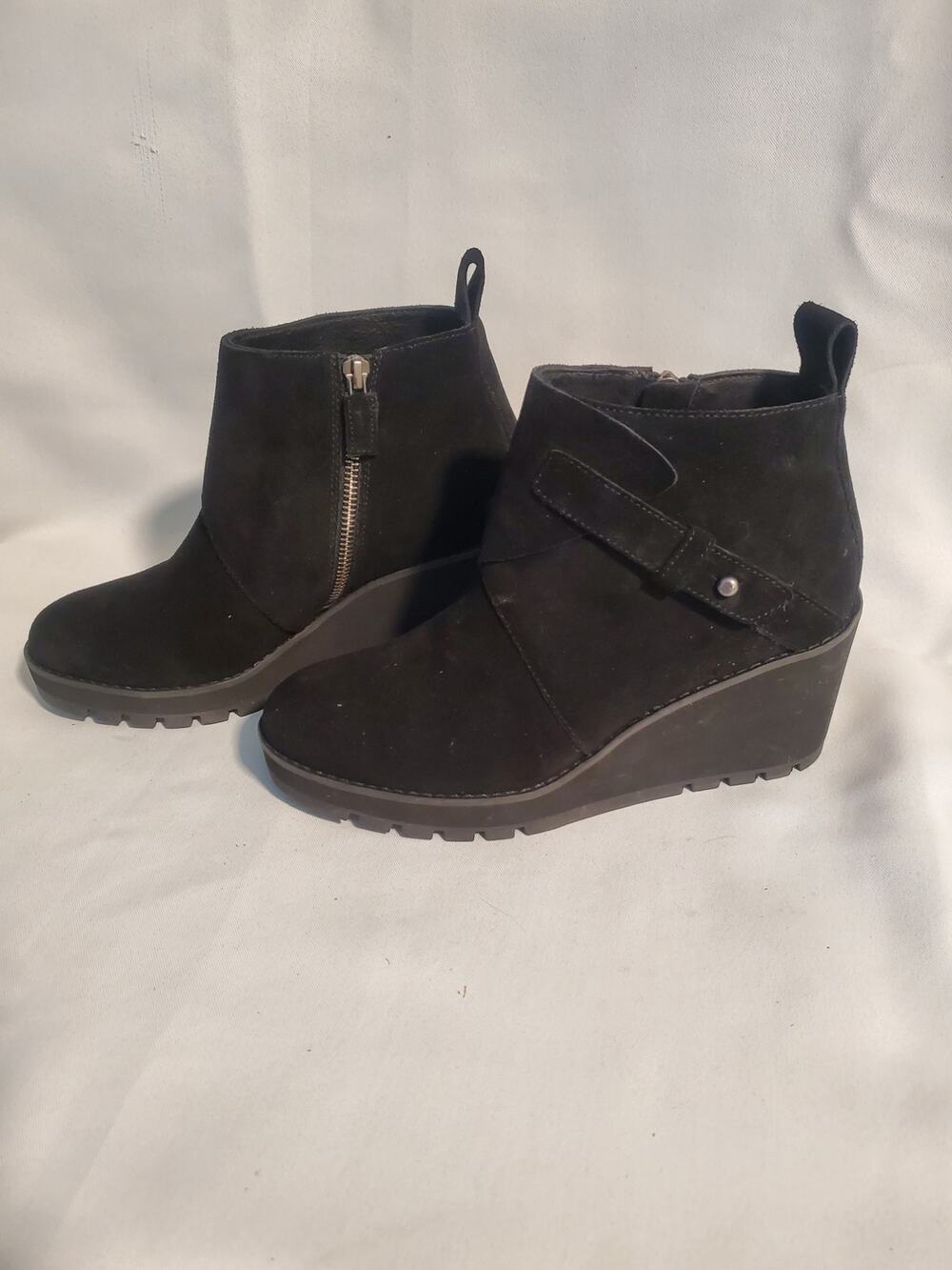 Eileen Fisher Tinker Wedge Booties Size8. S68